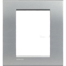 Placca Bticino LivingLight quadra 3+3 Posti Tech LNA4826TE