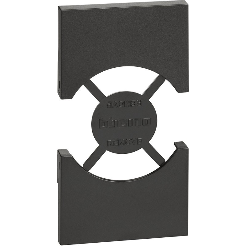 Cover per prese Tedesche colore nero Bticino Living Now KG03