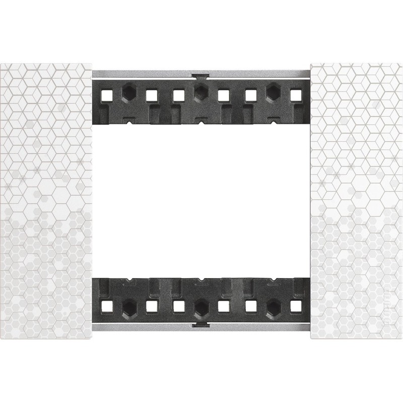 Placca Pixel  Bticino Living Now tre posti Tecnopolimero KA4803MW