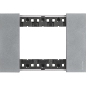 Placca Moon Bticino Living Now tre posti Zama KA4803NW