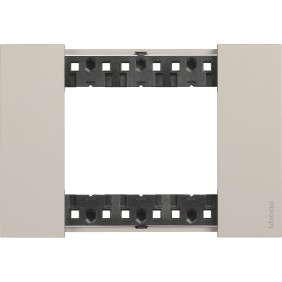 Placca Sabbia Bticino Living Now tre posti tecnopolimero KA4803KM