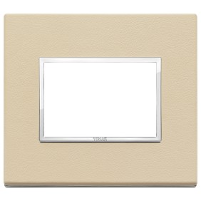 Placca Vimar Eikon Evo Pelle Crema  3 moduli 21653.21