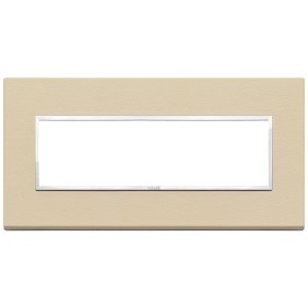 Placca Vimar Eikon Evo Pelle Crema  7 moduli codice articolo 21657.21