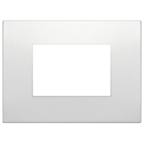 Placca Classic Vimar Arkè  3 moduli metallo perla codice 19653.05