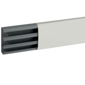 Canalina Bocchiotti TCN W tre scomparti a battiscopa 68x22 B09651