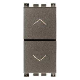 Commutatore a tre posizioni 10A 2 poli Vimar Arkè Metal 19060.M