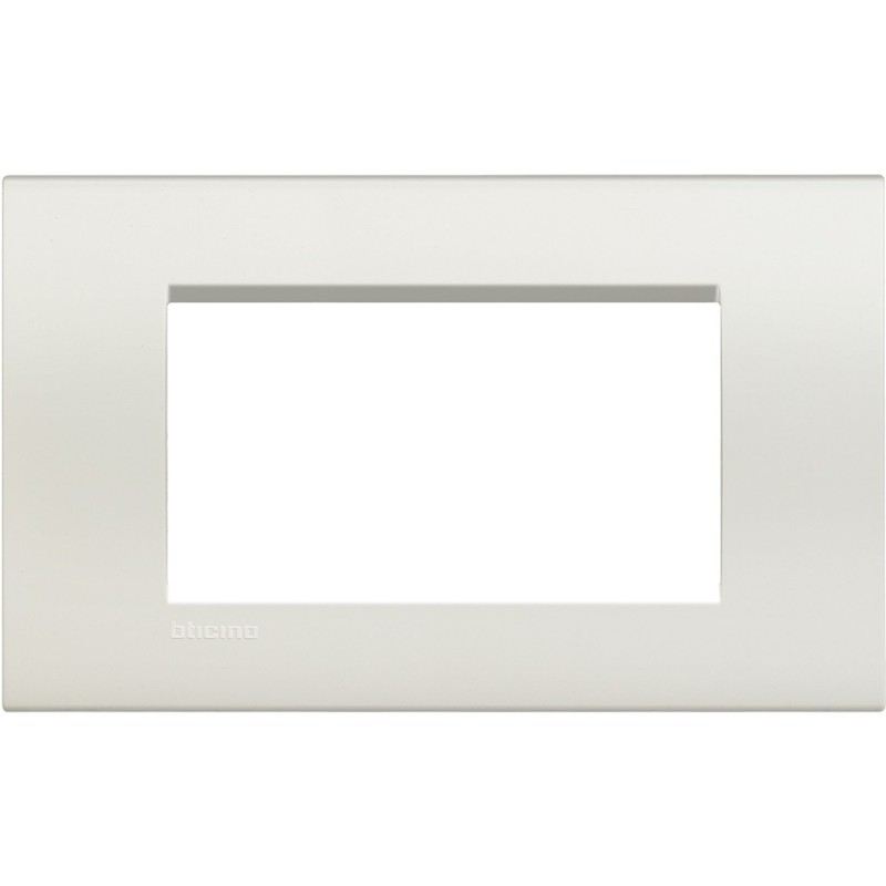 Placca 4 posti quadra bianca LivingLight Bticino LNA4804BI