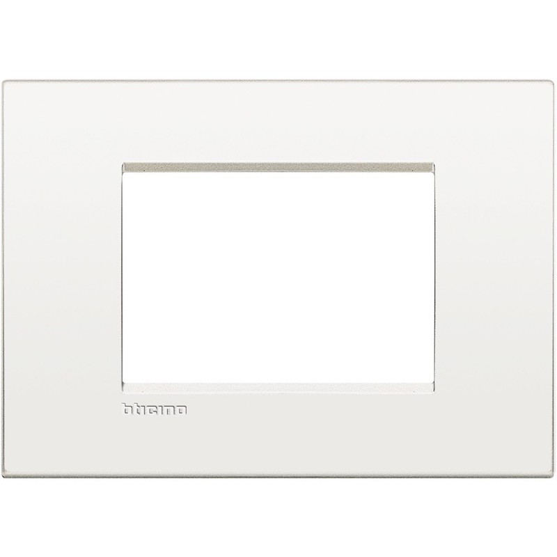 Placca 3 posti quadra bianco puro LivingLight Air Bticino LNC4803BN