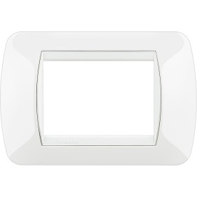 Placca 3 posti White in tecnopolimero Living International Bticino L4803BI