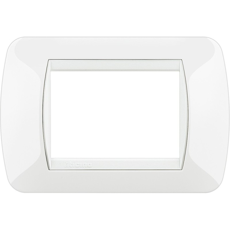 Placca 3 posti White in tecnopolimero Living International Bticino L4803BI