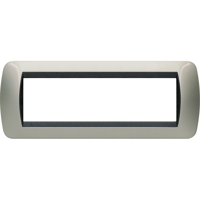 Placca 7 posti titanio chiaro in metallo Living International Bticino L4807TC