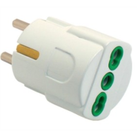 Presa Adattatore da spina francotedesco a bipasso italiana 81090