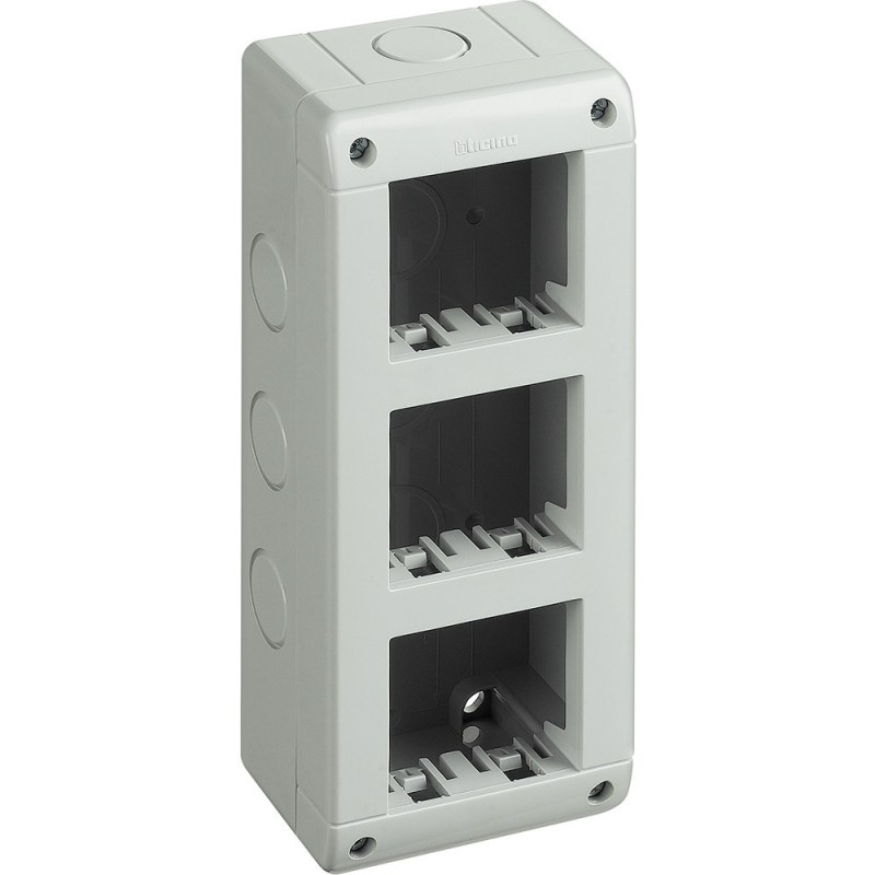 Custodia Verticale IP40 base e coperchio 2+2+2 moduli Bticino 25406V