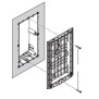 Cornice per il montaggio ad incasso delle pulsantiere Linea 3000 Bticino 343061