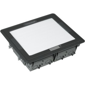 Torretta a scomparsa con coperchio finitura inox 16/20 posti Bticino 150703