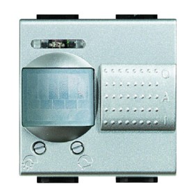 Interruttore Ad Infrarossi Passivi 500W Serie Civili Bticino LivingLight Tech NT4432